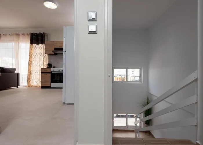 Port Living דירה