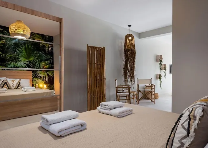 Port Living דירה *